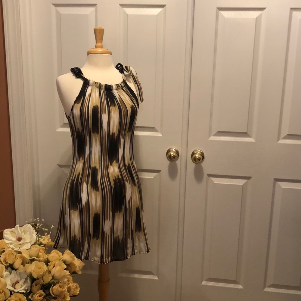 New silk-style summer blouse. A must have!!